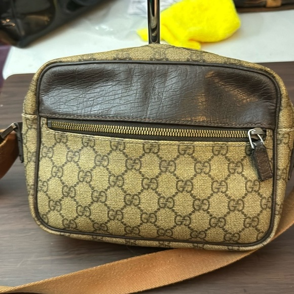 Gucci Monogram adjustable crossbody Bag PVC Leather - Picture 1 of 11